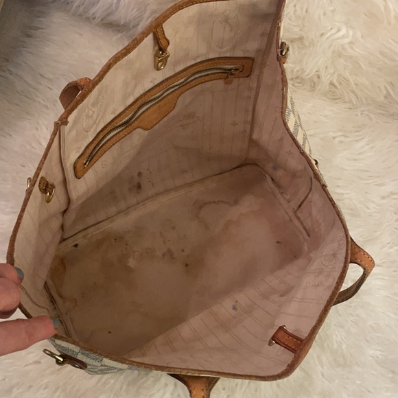 Louis Vuitton Damier Azur MM Neverfull - Picture 11 of 17